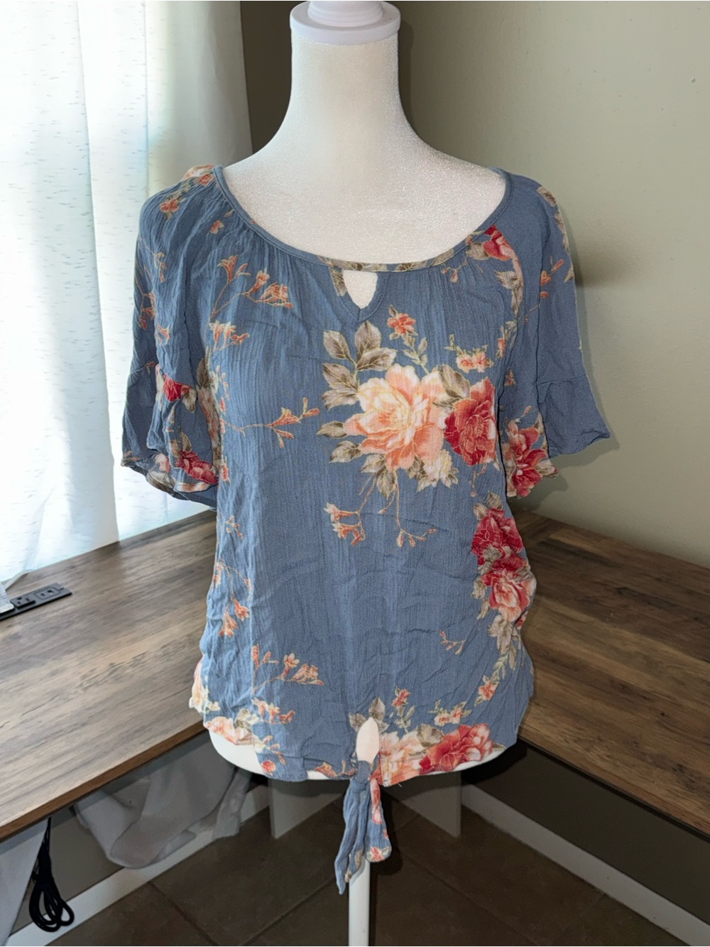 Maurices XS Blue Floral Tie-Hem Women's Top